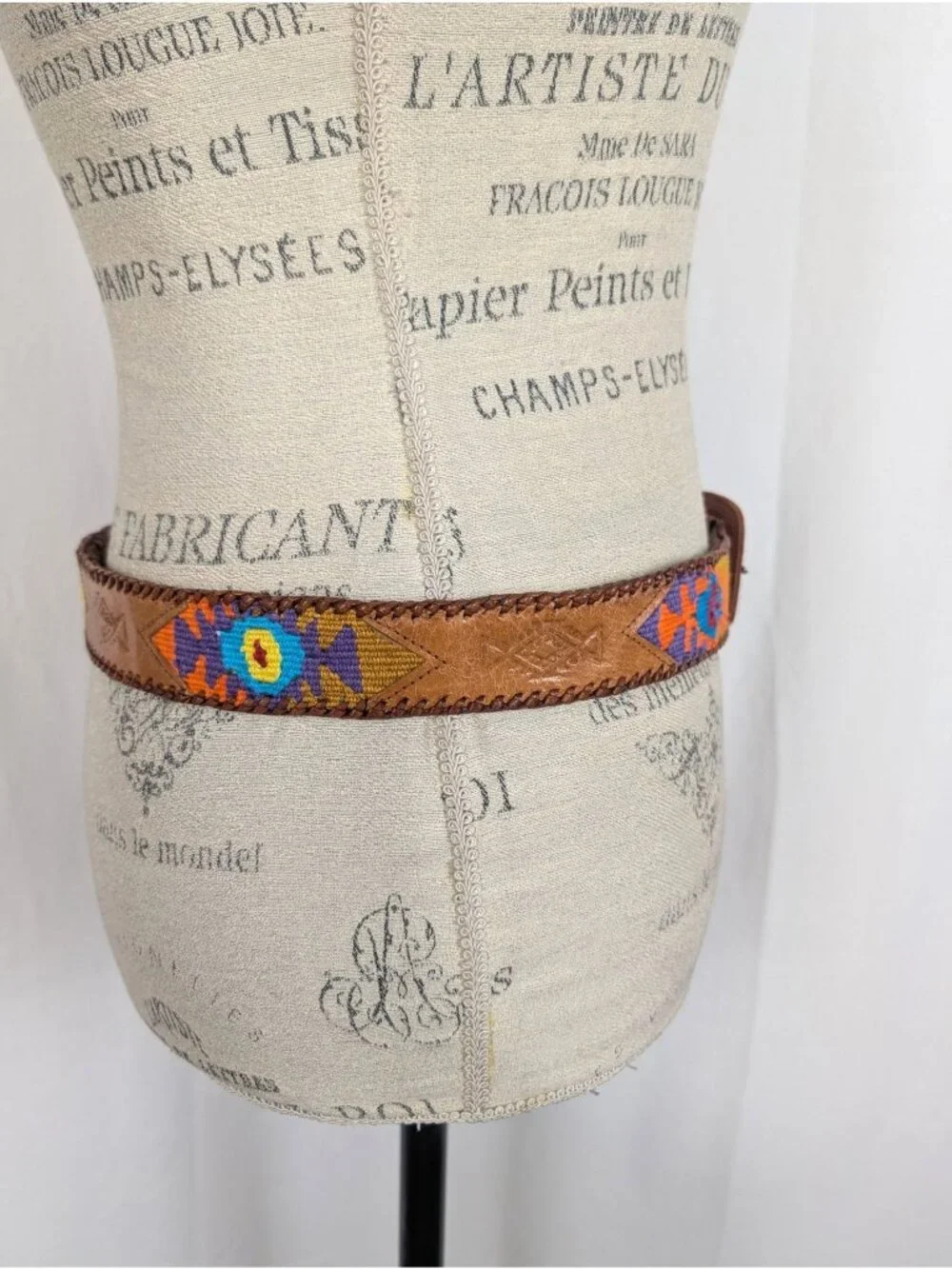 Vintage 90s Guatemalan Indigenous Belt 34 Medium Tan Leather